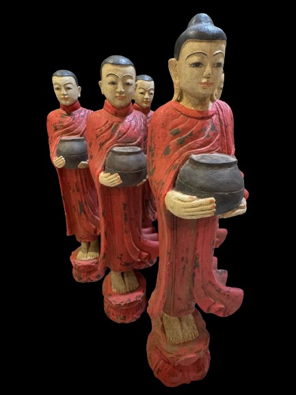 Teak wood set of Buddha with 5 Monks in red- Ms16932